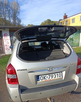 Hyundai Tucson cena 17500 przebieg: 227700, rok produkcji 2008 z Debrzno małe 301